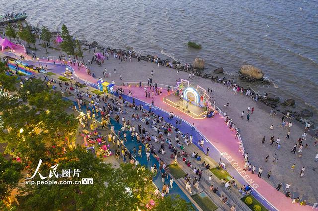 浙江长兴：夏夜乐游太湖畔
