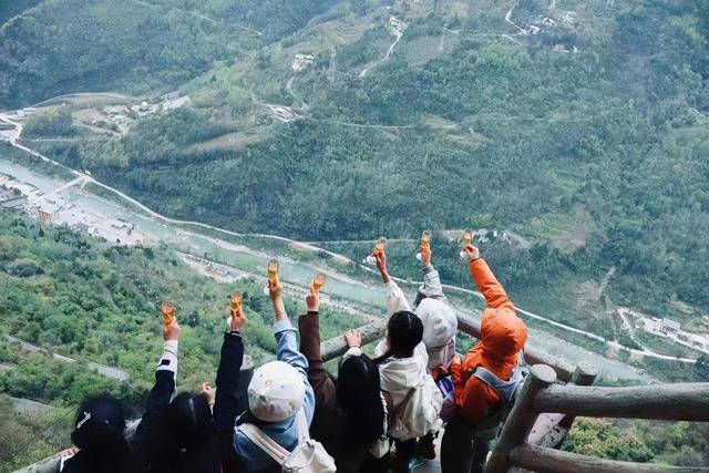 安逸四川 乐游绵阳 ‖ 奖牌不限量！9月起九皇山秋季徒步上线：新玩法+新奖牌，攻略收好赶紧冲！