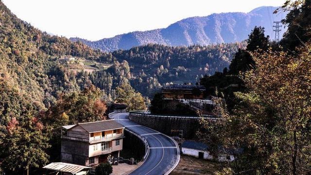 鹤峰邬阳 冬日桃源