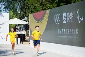 奥运经济｜消费大战：乳业竞争激烈、酒企瞄准庆功酒、商超开售主题商品图片