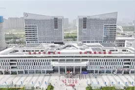 让群众享受到更加优质高效的医疗健康服务图片