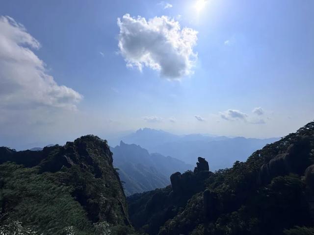 拒绝人挤人！解锁三清山周末“神仙级”游览路线