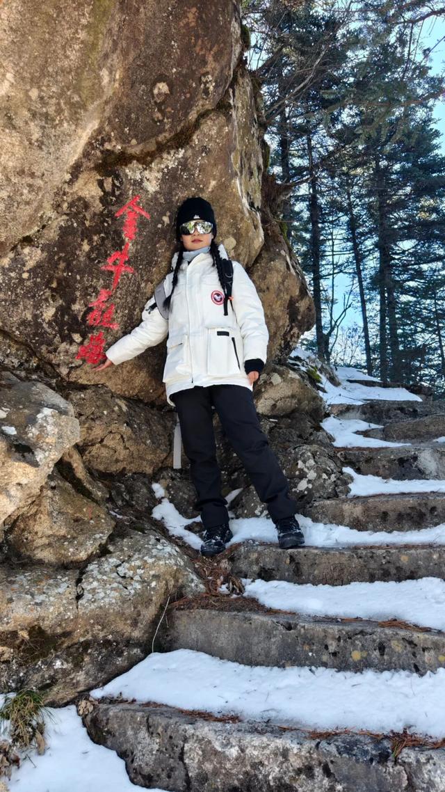 踏雪寻野！七女峰初冬徒步，美到词穷