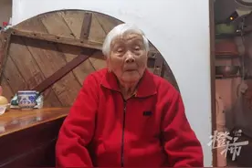 98岁保洁员一家与杭州公厕的60年时光图片
