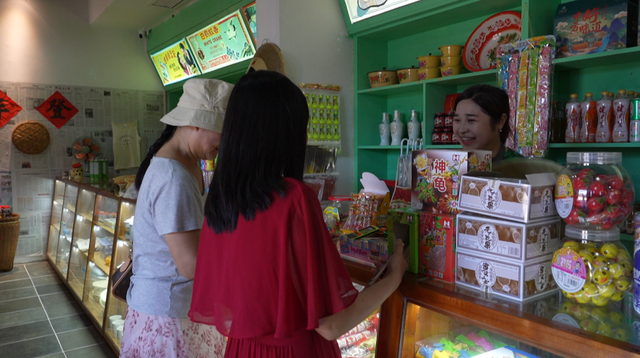 观潮的螃蟹丨一个古村改造的文旅样本