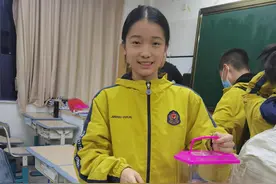 期中奖品是乌龟和兔子！杭州有位很会发奖励的初中班主任，他说这么做很值图片