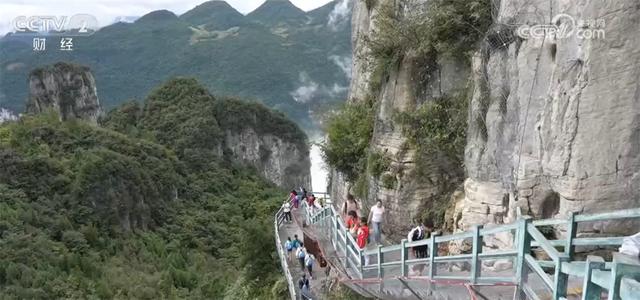 提供早餐、开放机关食堂、增开临时停车场……各地“多点发力”保障游客体验