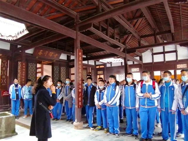安逸四川 乐游绵阳 ‖ 在李白故居，月下樽前重走诗路，山水笔墨皆是课本