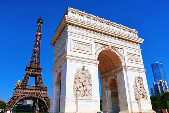 从高铁站步行几分钟，出境了！网友：原来如此丝滑