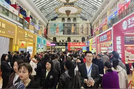快消品牌新势力——“泉澄精酿”闪耀第112届全国春糖展图片