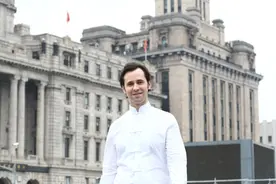 来沪7年，西班牙钢琴家马里奥自称“上海人”，爱跑马拉松，会做油爆河虾图片