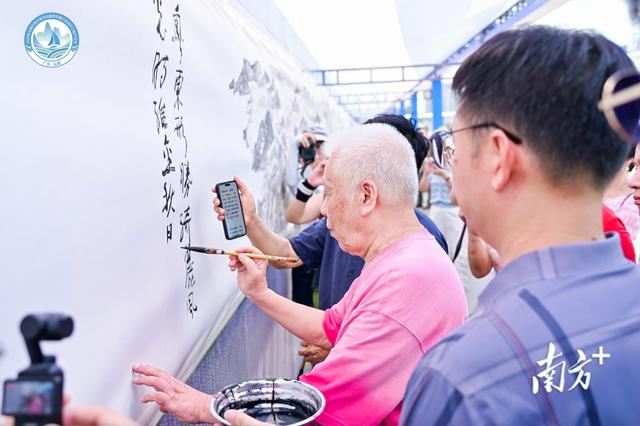 百米长卷贺开渔！看汕尾蝶变的“3D呈现”