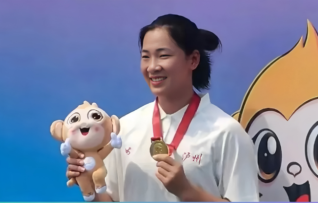 泸州青年罗梦成都世运会喜摘双银