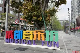央视关注！成都菜市场变身音乐厅，“音乐引擎”去年产值破70亿图片