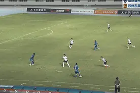 梅西染红特拉奥雷双响门阳破门，南京城市2:1苏州东吴图片