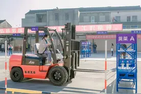 常州武进：“就业路”铺到家门口，出门就能“修炼”“十八般武艺”图片