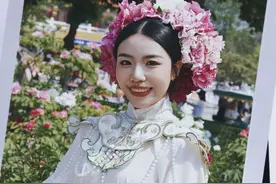 听说牡丹簪花与菏泽更配哦图片