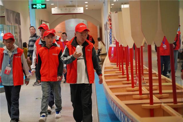 山海研学记丨脚步丈量鹭岛美 小 “格桑花” 体悟嘉庚魂