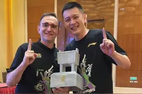 杨鸣卸任辽宁男篮主教练，乌戈·洛佩斯接任图片
