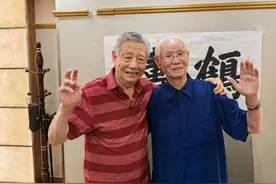 亦师亦友终生情！赵书田为恩师吕登岭庆贺九十大寿，因足球结缘携手创造女曲辉煌图片