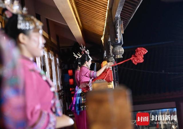 游巴山大峡谷 体验土家族婚俗非遗秀丨图集