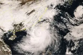 台风路径有变！福建多个景区关闭！福州大降7℃！图片