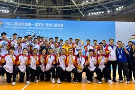 年轻教练挂帅，上海排球学青会摘2金3银显青训实力图片
