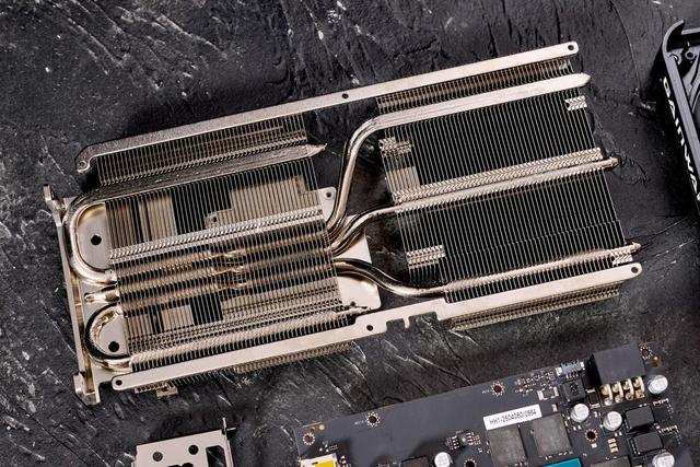 耕升GeForce RTX 5060暴风OC 8G显卡评测：中端市场的强力竞争者