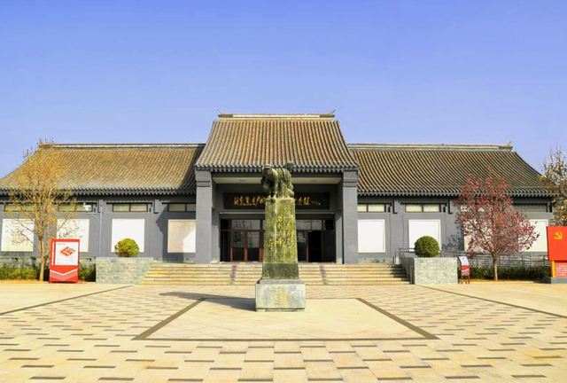 太美了！去北京这里赏“漫山红叶”｜周末京郊微度假