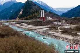 西藏波密民众话川藏公路之变：从行路难到通四方图片