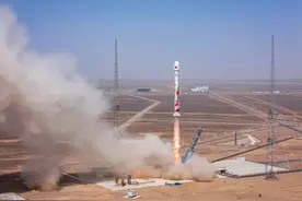 一箭六星！“朱雀二号”改进型遥二运载火箭发射成功图片