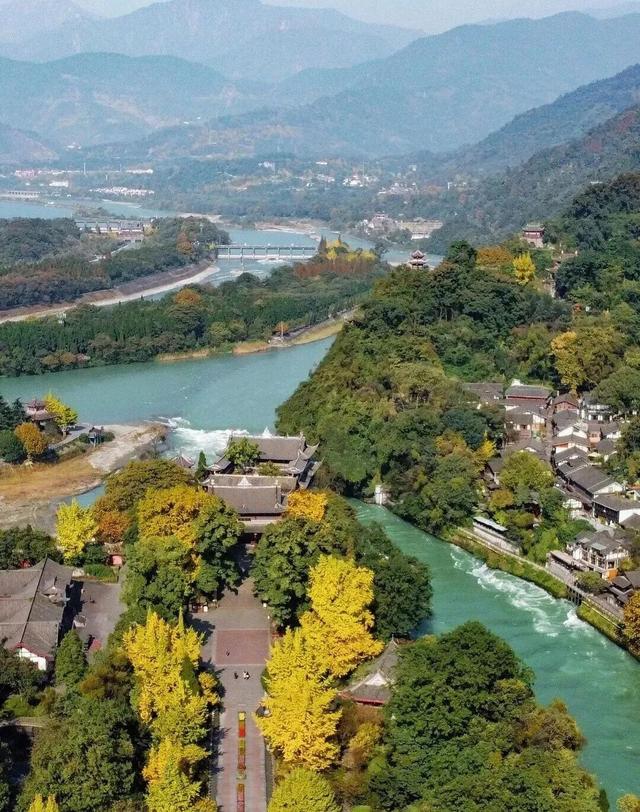 秋天必须这样耍！都江堰限定美景即将上线