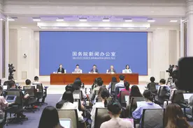 中国居民人均预期寿命达到79岁图片