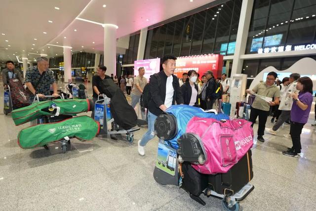广西假期文旅市场供给多元 研学游、赛事游、民俗游、跨境游等持续升温