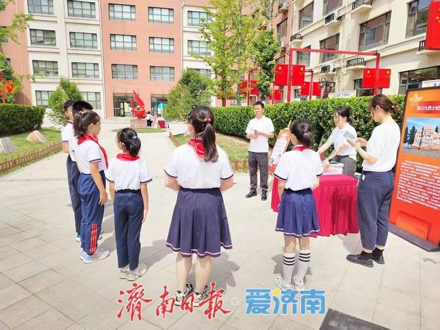 走出课堂，触摸信仰！“行走的思政课”让红色基因活起来