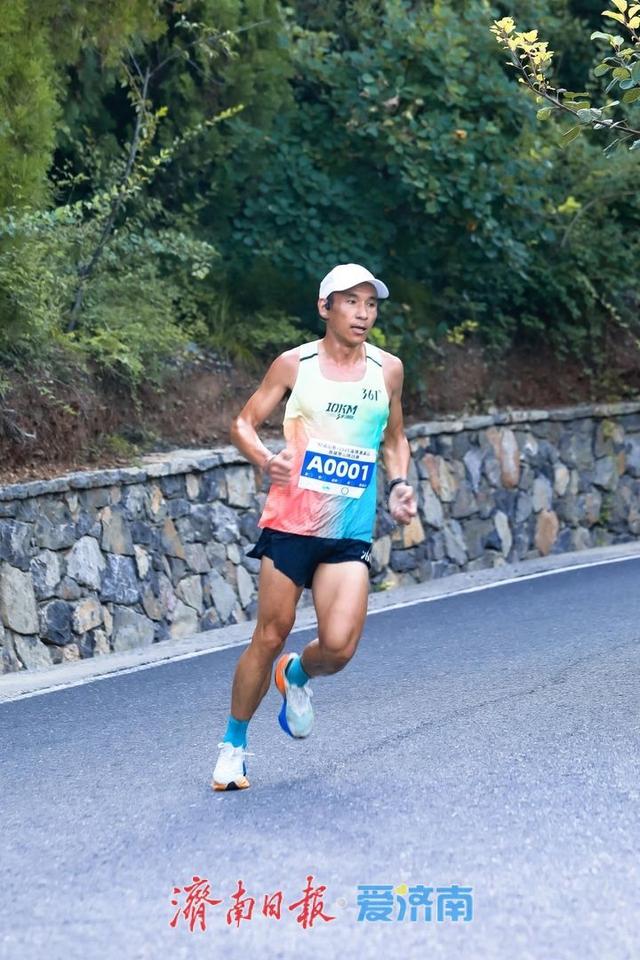 5公里登山赛，20分钟冲线！好运山东·2025淄博潭溪山首届登山挑战赛圆满落幕！