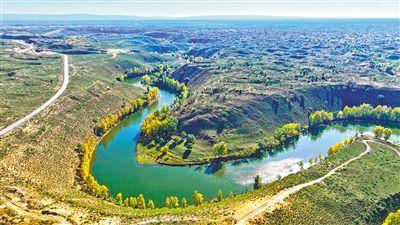 大沟湾披上金色盛装