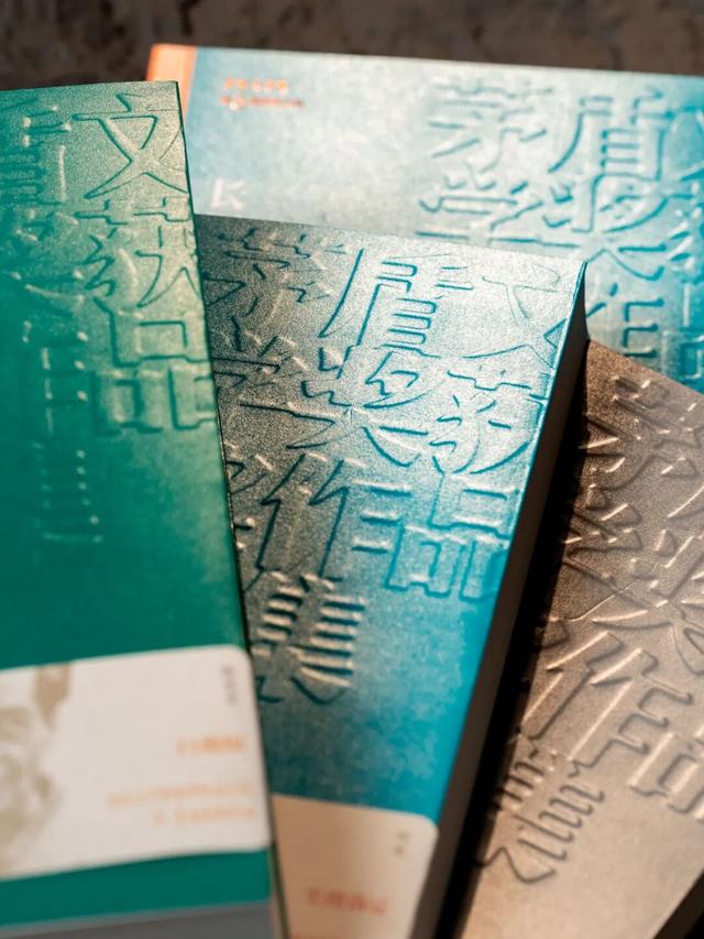 百万国人力荐，百读不厌	，此生必读