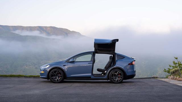特斯拉 Model S/X 回归，近百万售价未变，马斯克却另有所爱