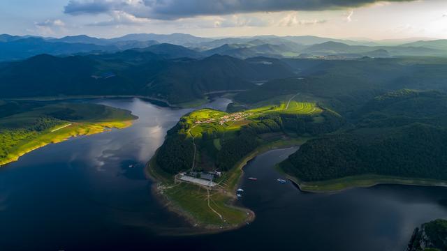 高铁1.5小时直达“天然氧吧”！沈阳——白山红色精品旅游线路开通