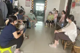 三胞胎家庭，每月有一项新保障→图片