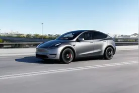 传特斯拉Model Y深圳补贴后20.19万起 Model 3不到20万图片