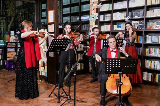 麦家理想谷双线迎新盛会：让文字与音乐温暖跨年