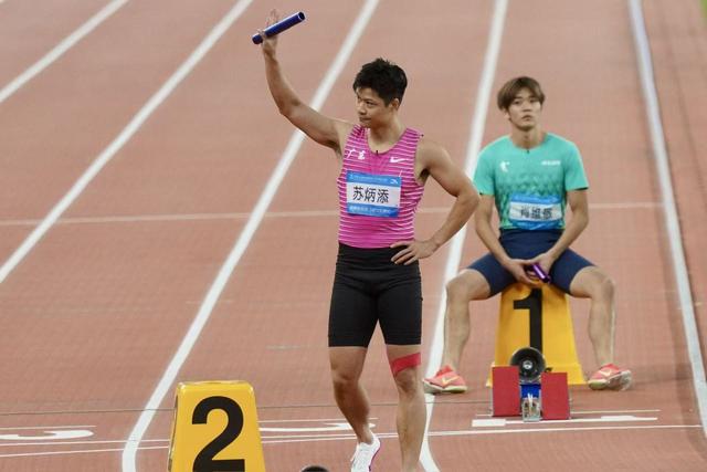 最后一棒，致敬二十年追风岁月——苏炳添的十五运会谢幕之战