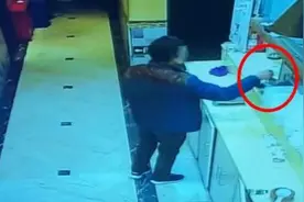 饭店水壶里盛放的竟是燃料酒精，顾客饮用后中毒，责任谁来担？图片