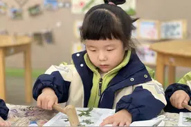 萌娃们化身“小神农”，“艾”​上传统味图片