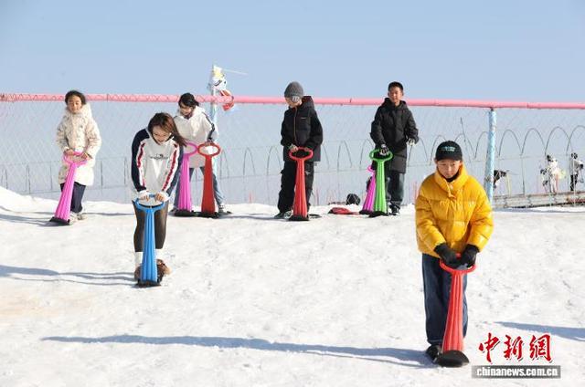 宁夏银川：乐享雪趣度周末