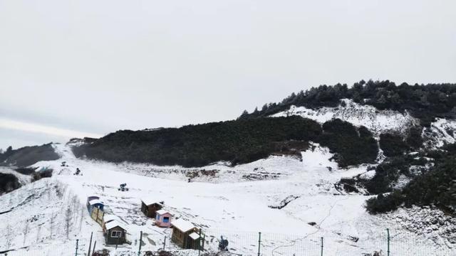 水磨轿顶山，一雪入仙境
