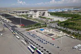 出霍尔果斯奔向中亚，二手车出口因何成为外贸新亮点？｜外贸新篇图片