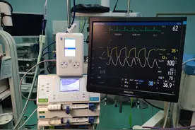 基层麻醉医生：靠临床科室“吃饭” 在历史与现实间沉浮图片